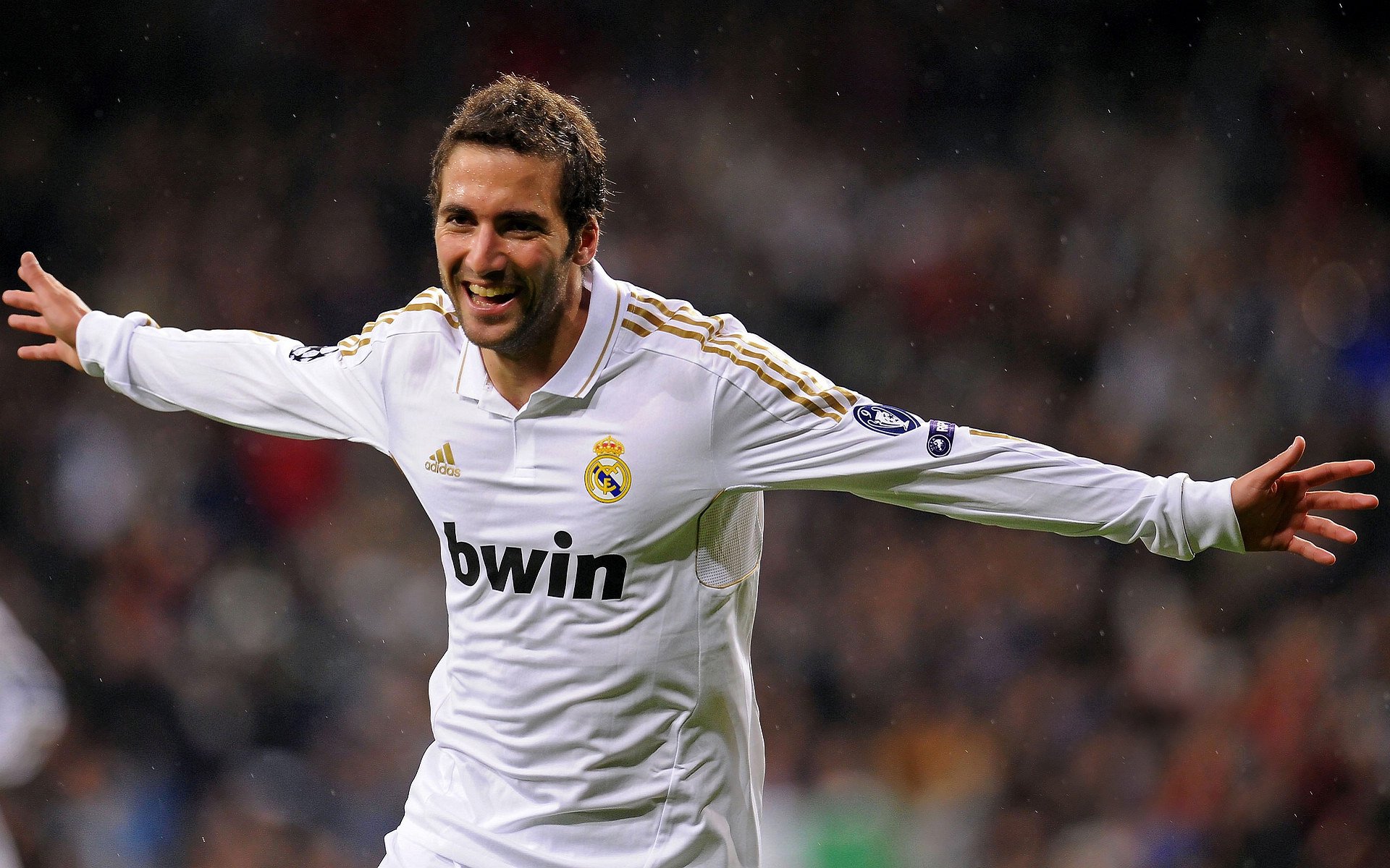 世俱杯决赛：全球顶级俱乐部争夺唯一荣耀，世俱杯2021