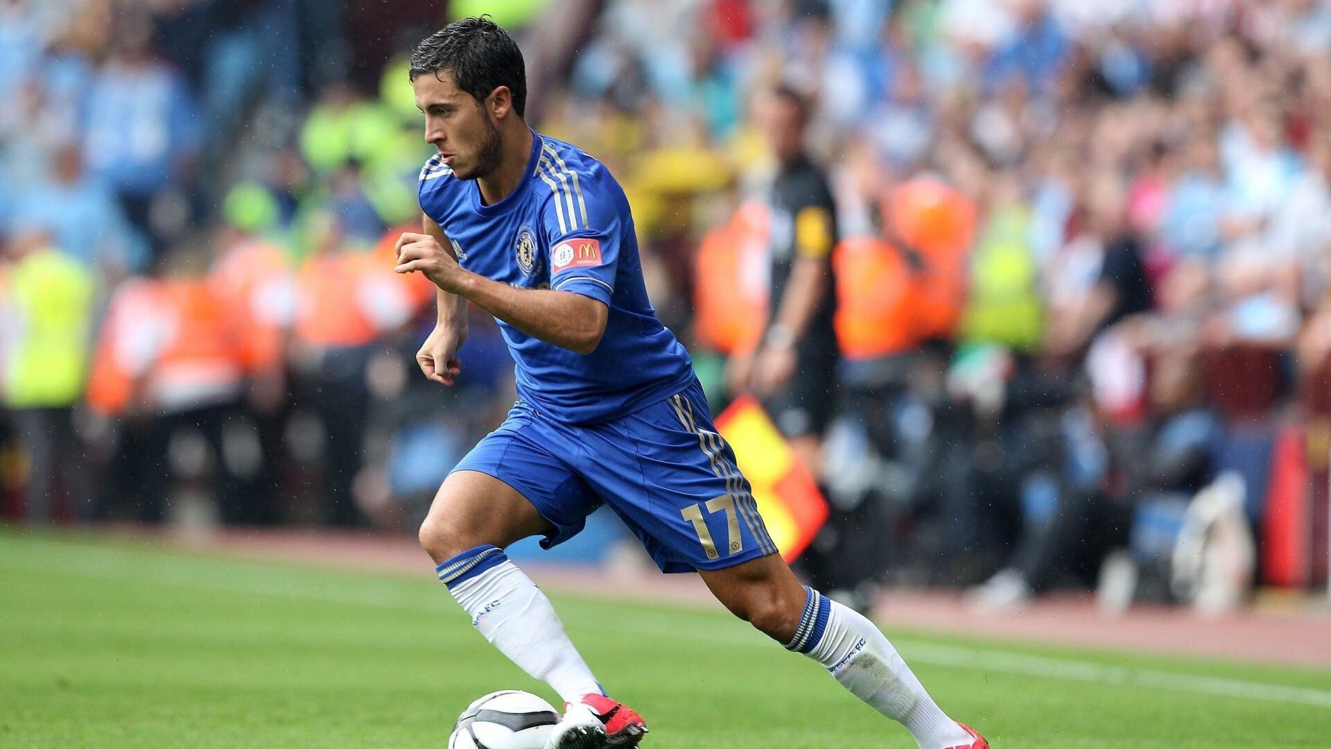 德甲球队通过AI空间测算模型重构高位逼抢距离